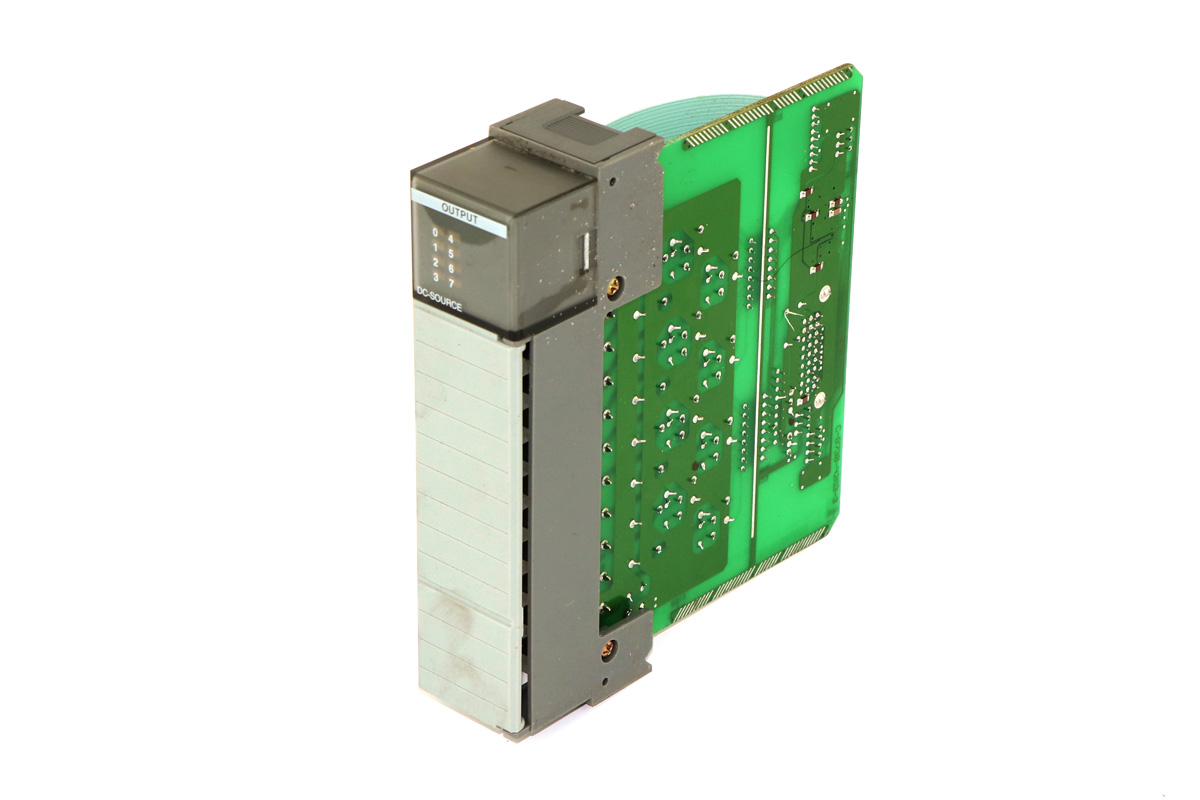 1746-OB8 Allen-Bradley