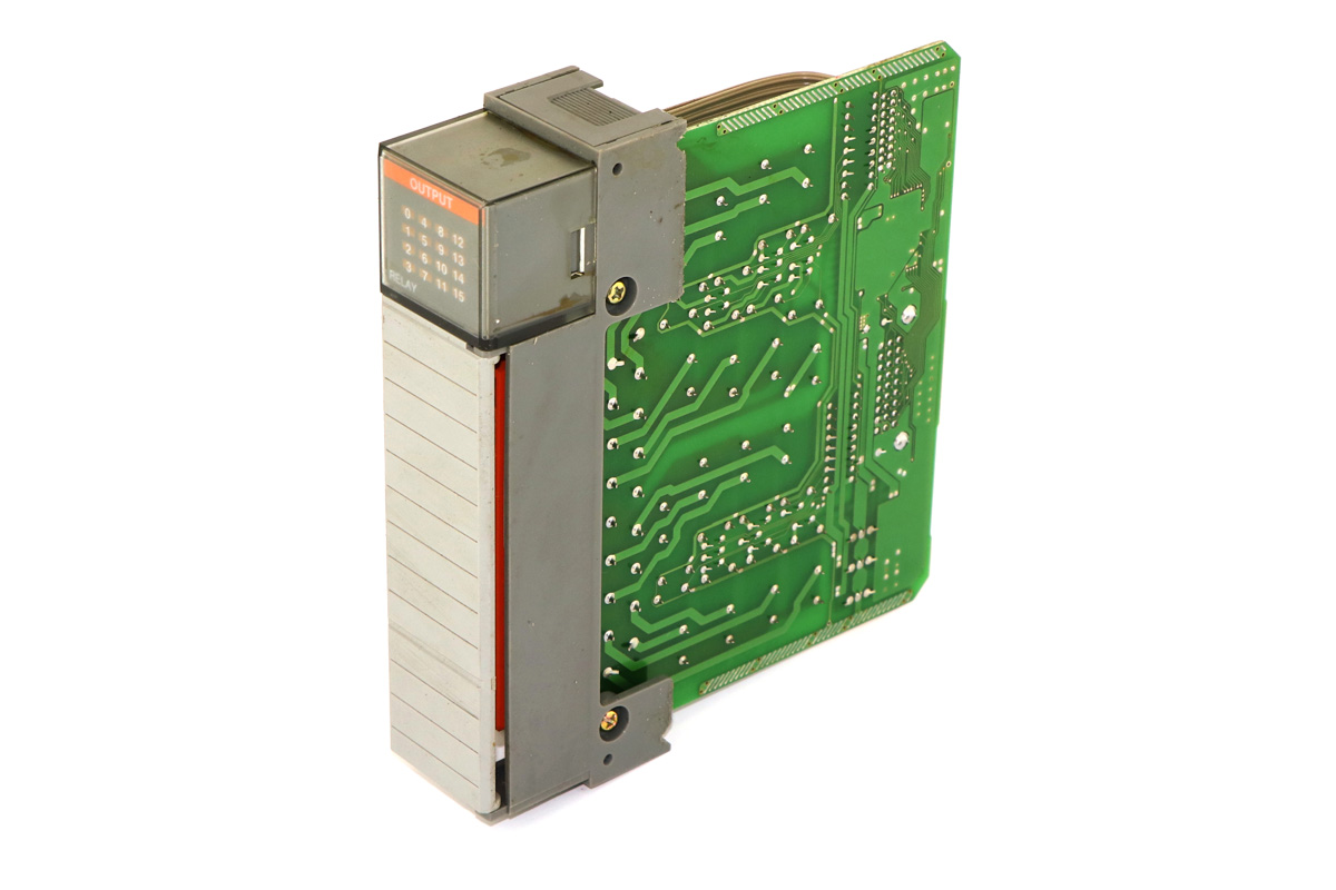 1746-OW16 Allen-Bradley