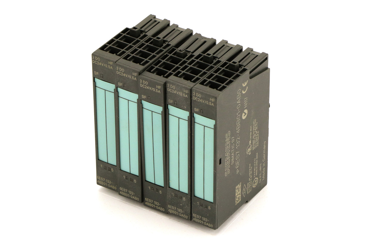 6ES7132-4BB01-0AB0 Siemens
