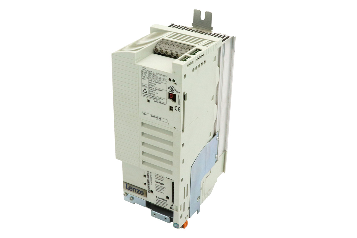E82EV302_4C Lenze