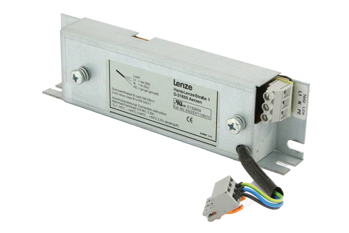 E82ZZ37112B210 Lenze