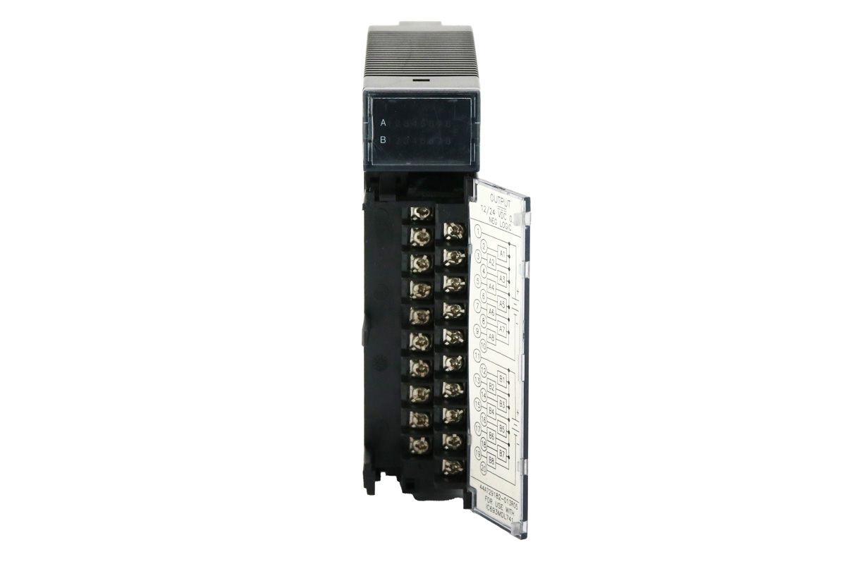 IC693MDL741E 写真7